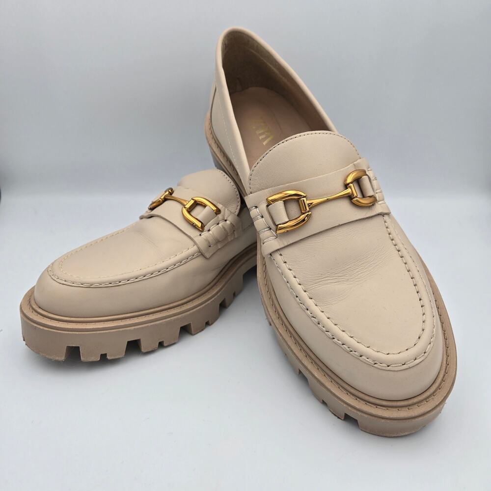 Zara Chunky Lug Sole Loafers – Cream Leather, Gold Horsebit – Women’s 9 (EU 40)